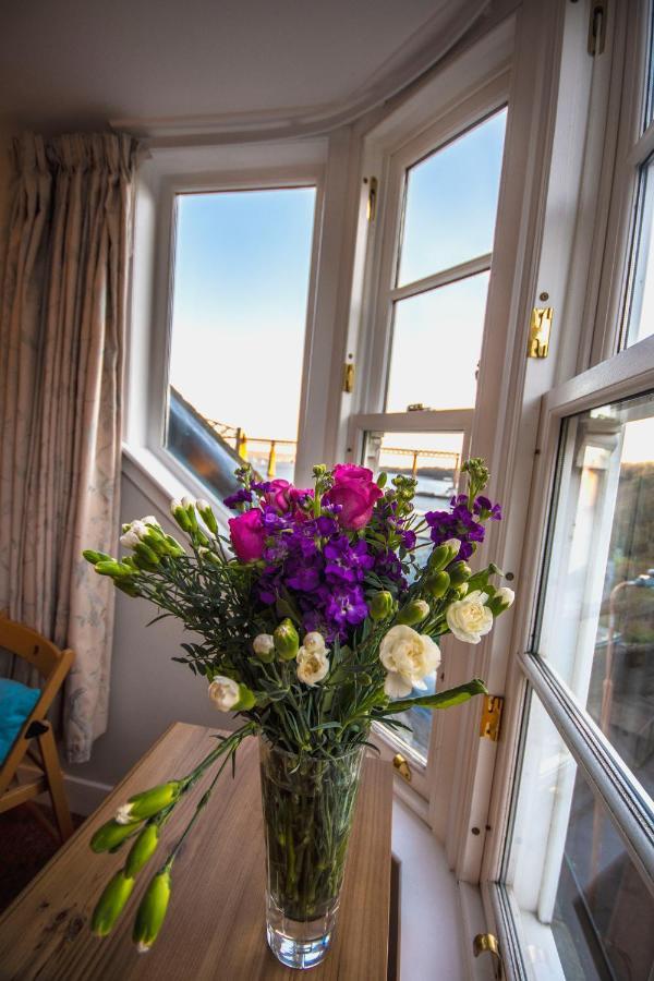 Forth Reflections Self Catering South Queensferry Экстерьер фото
